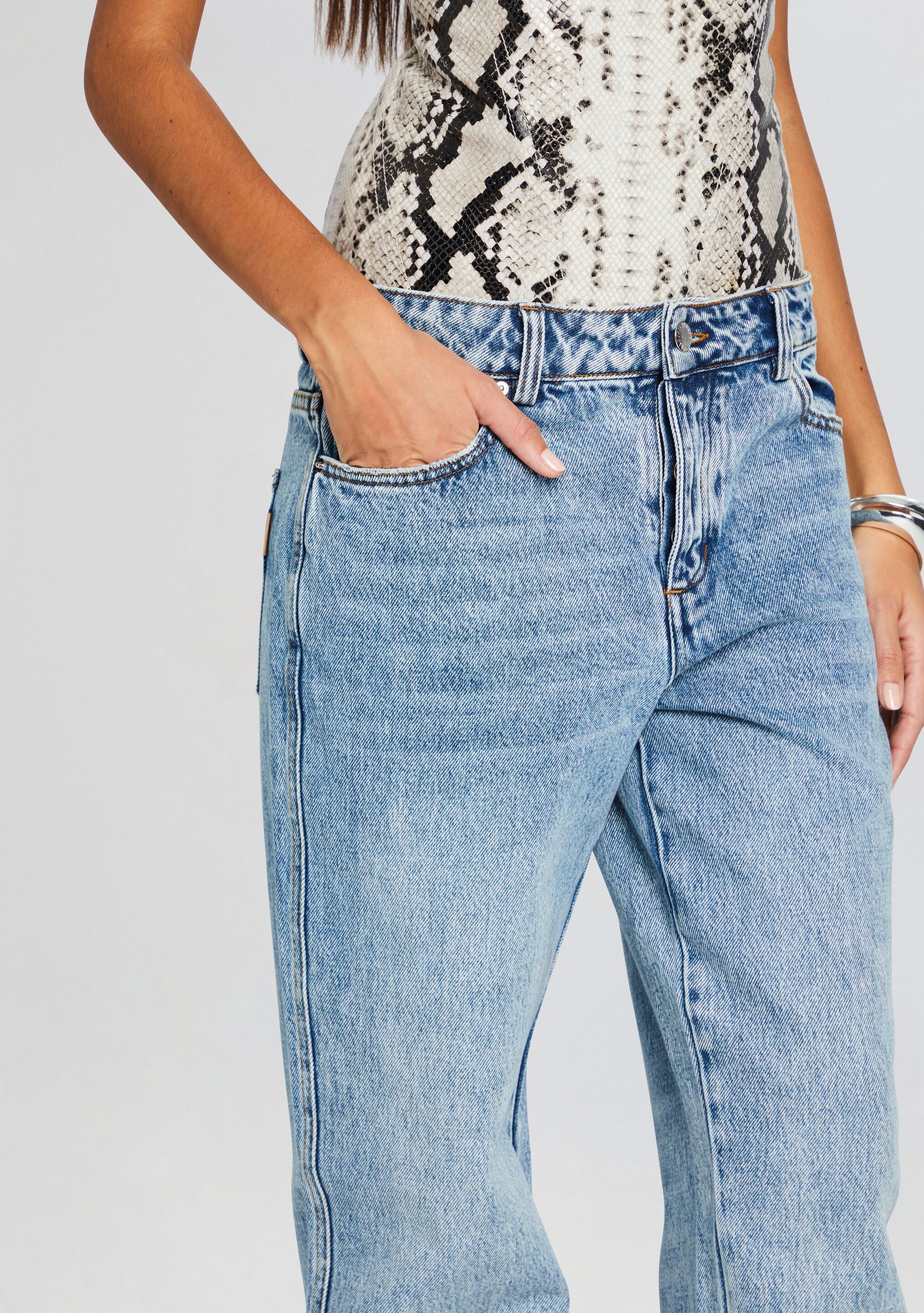 Flora Pant - Image 2