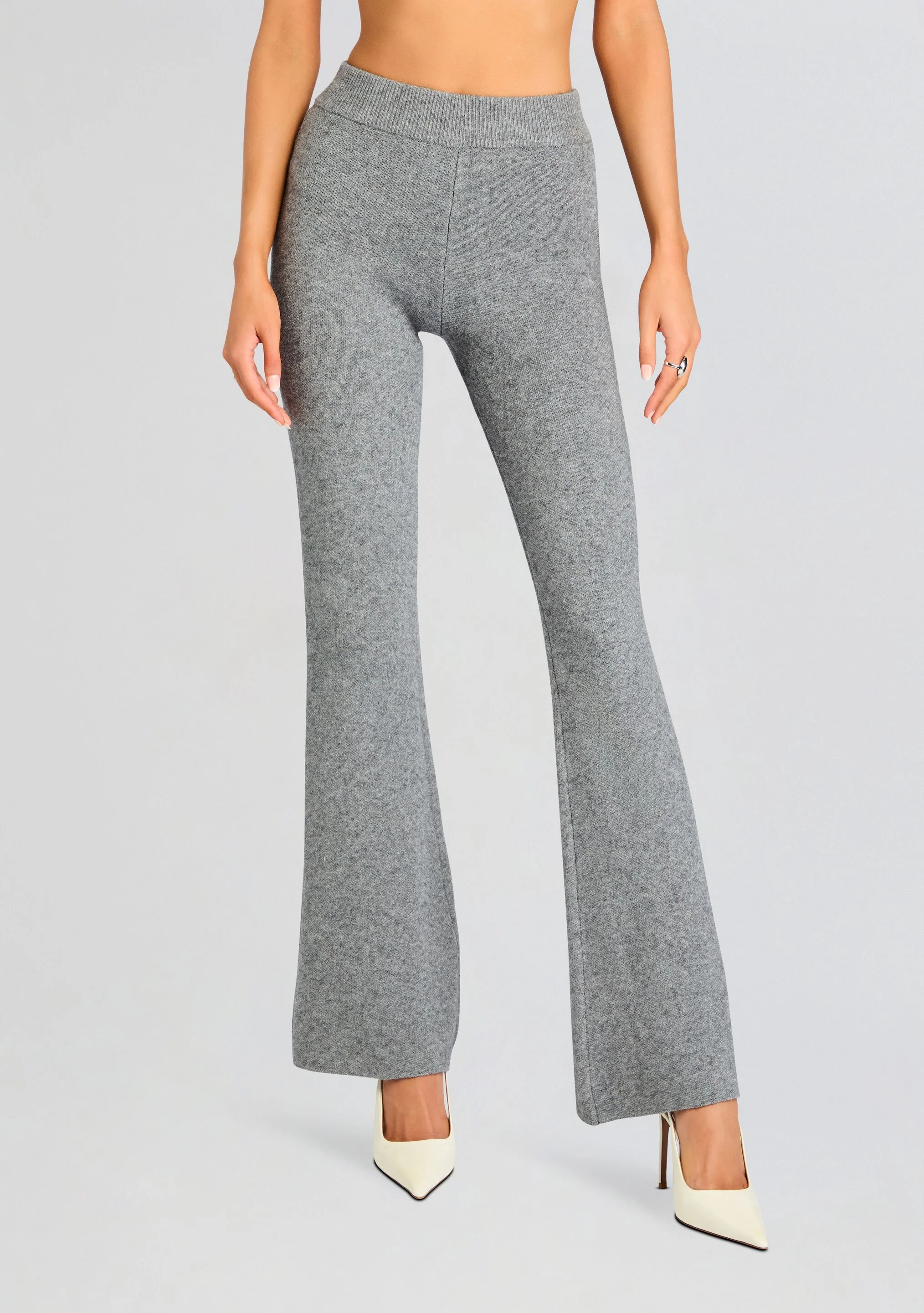 Mickie Knit
Flare Pant