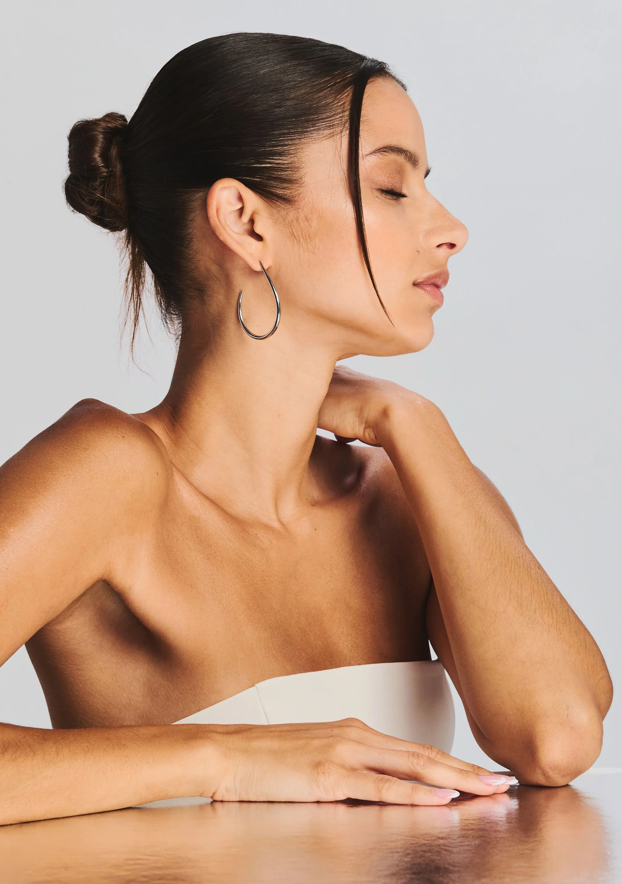 Small Moon Hoop Earrings - Image 2