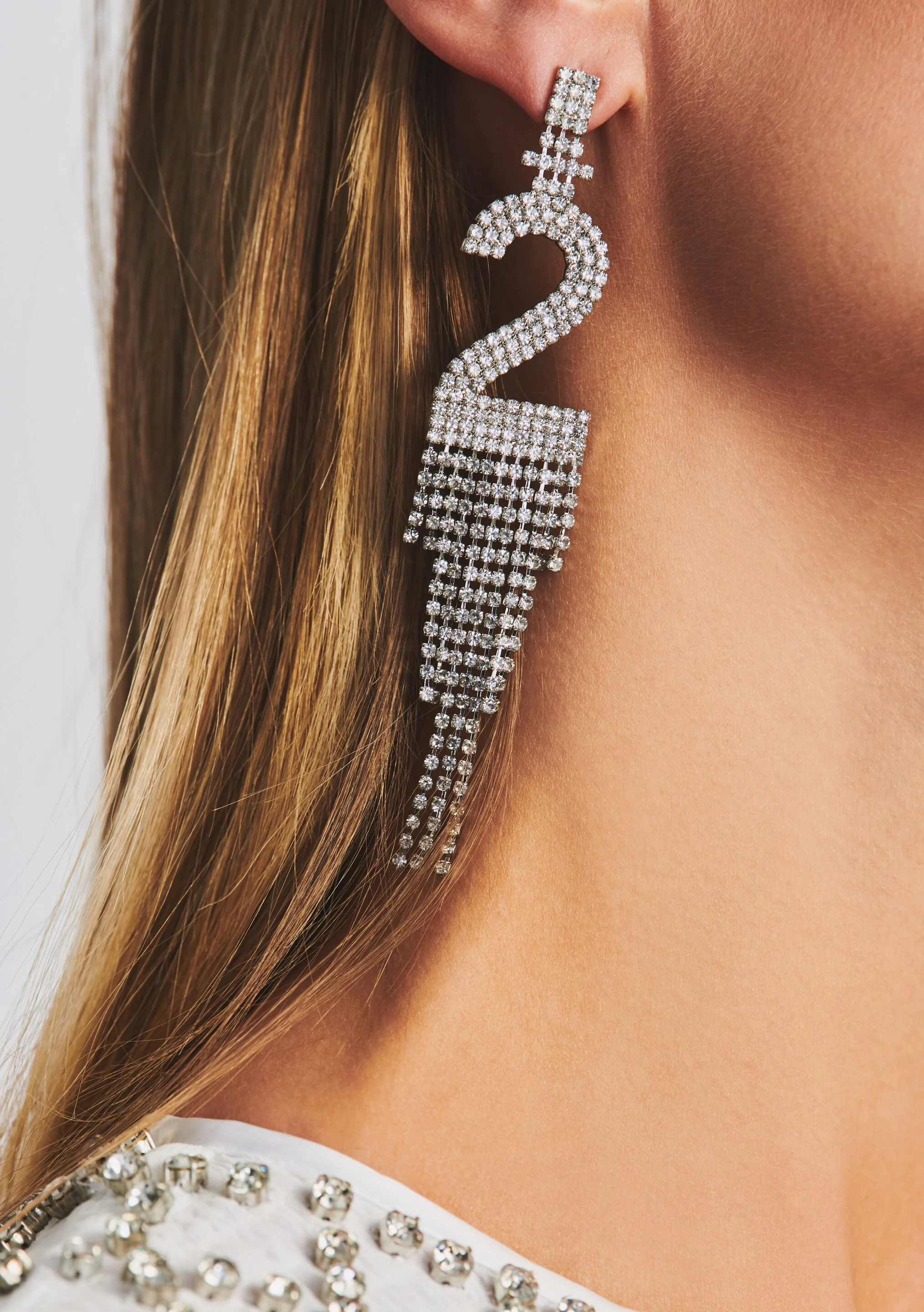 Number Rhinestone Earring - Image 2