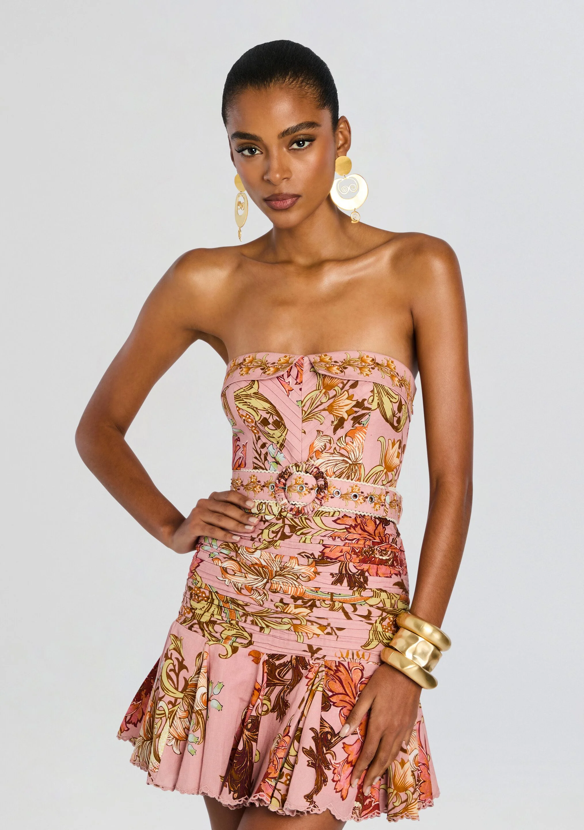 Short Dress With Buckle Belt - Image 5