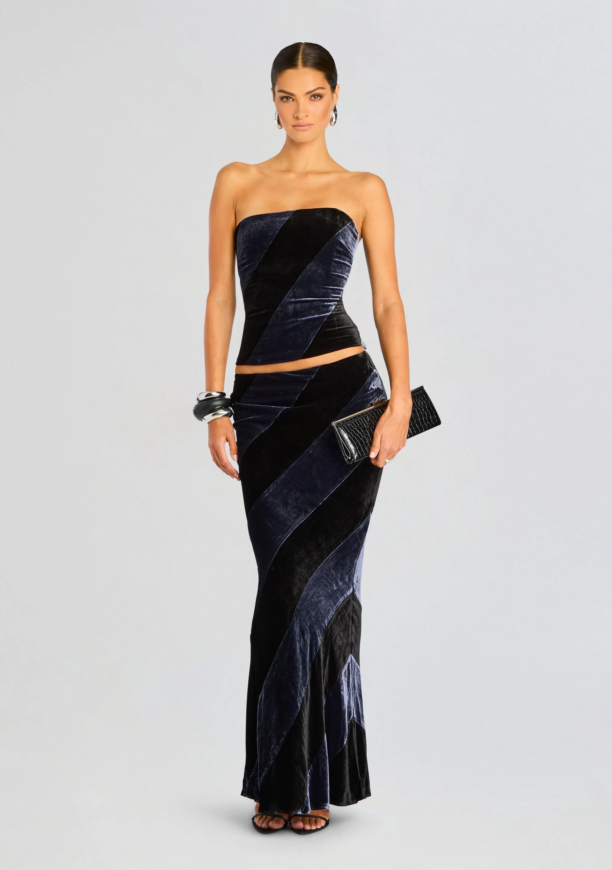 Venus Velvet Skirt - Image 4